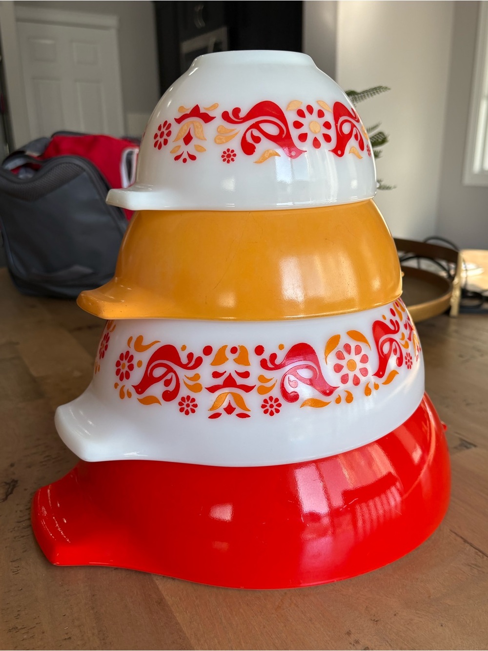 Pyrex Friendship Cinderella Bowls - Picture 2 of 2